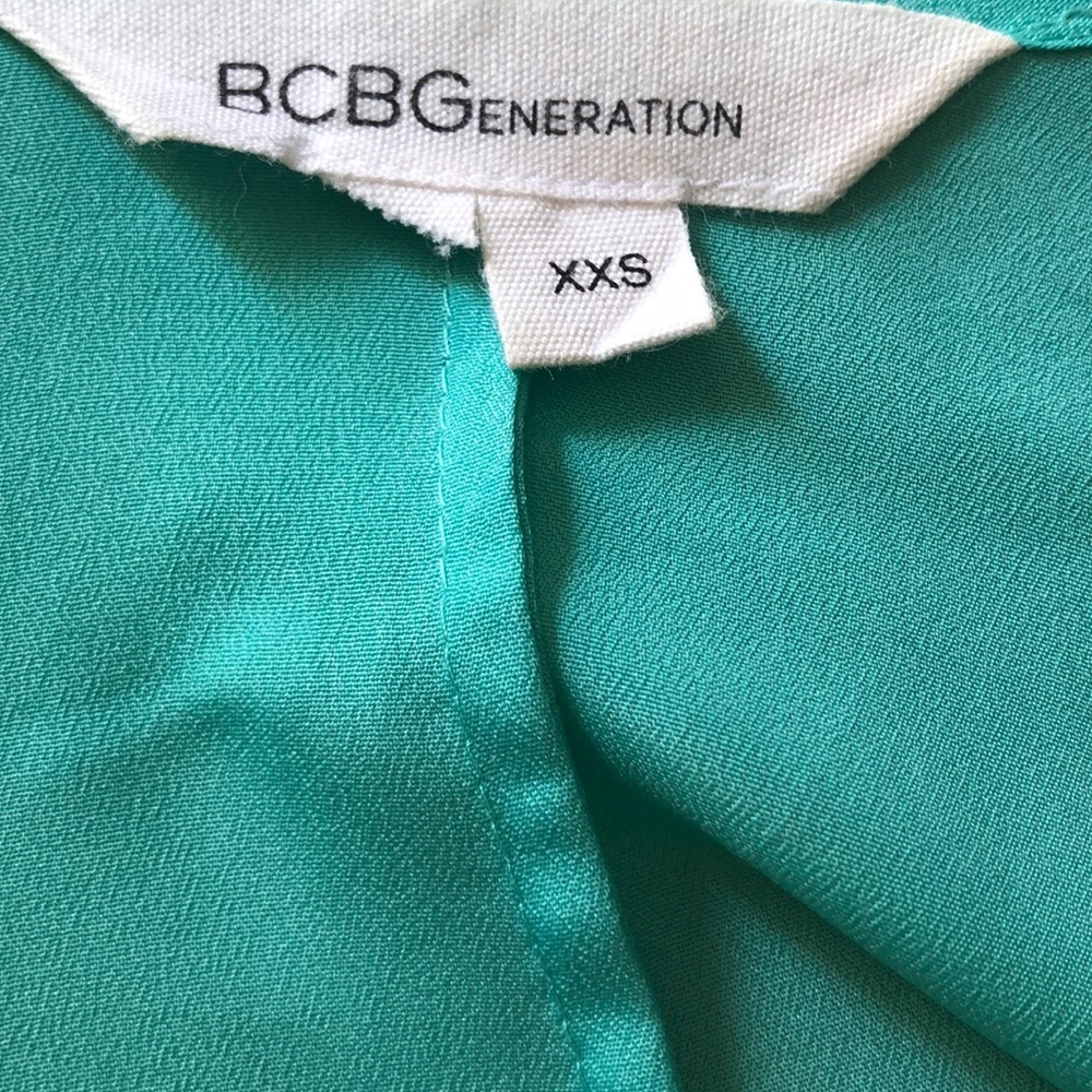 BCBGeneration Shell - Picture 3 of 4